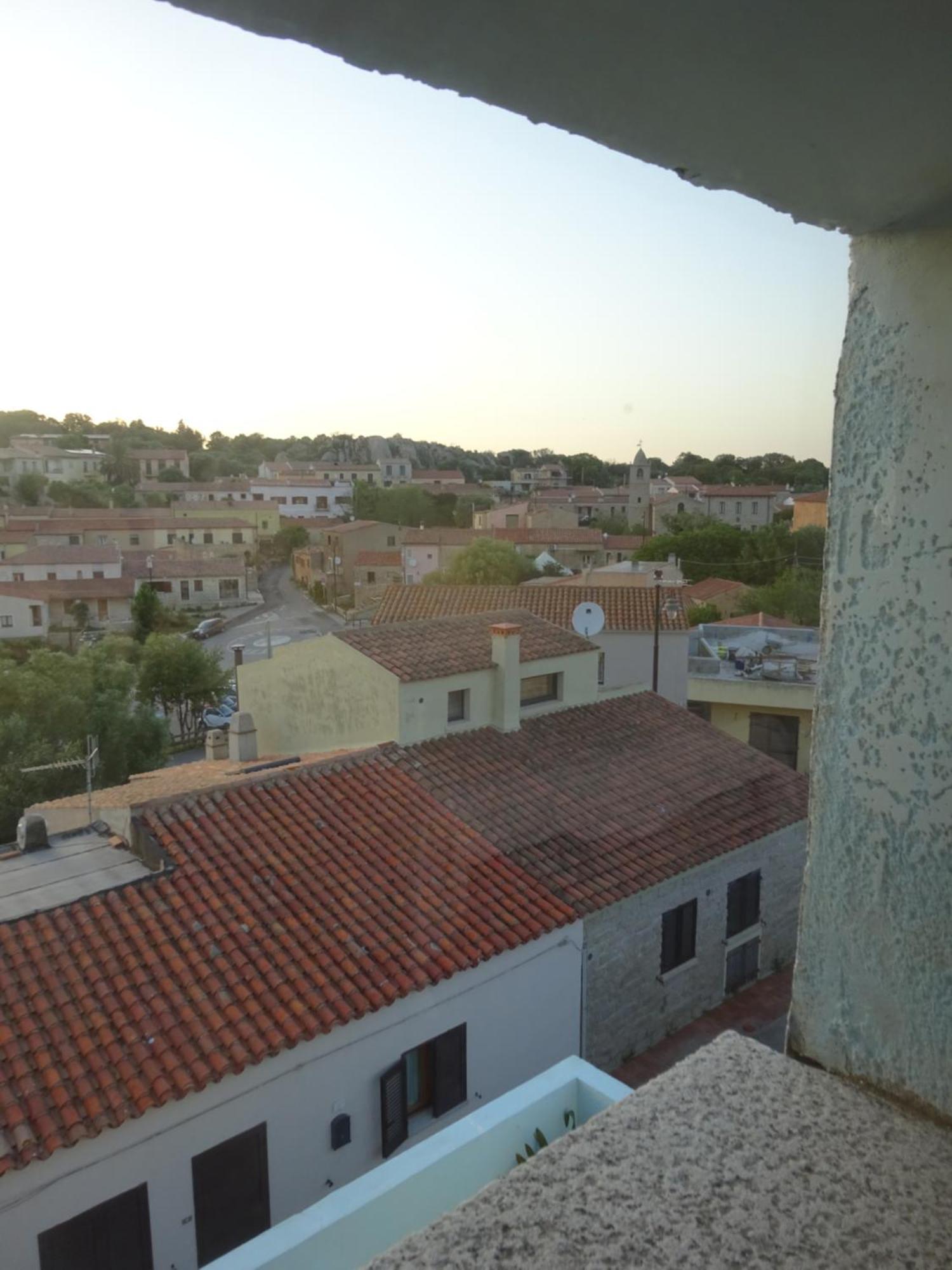 Ferienwohnung White - San Pantaleo Exterior foto
